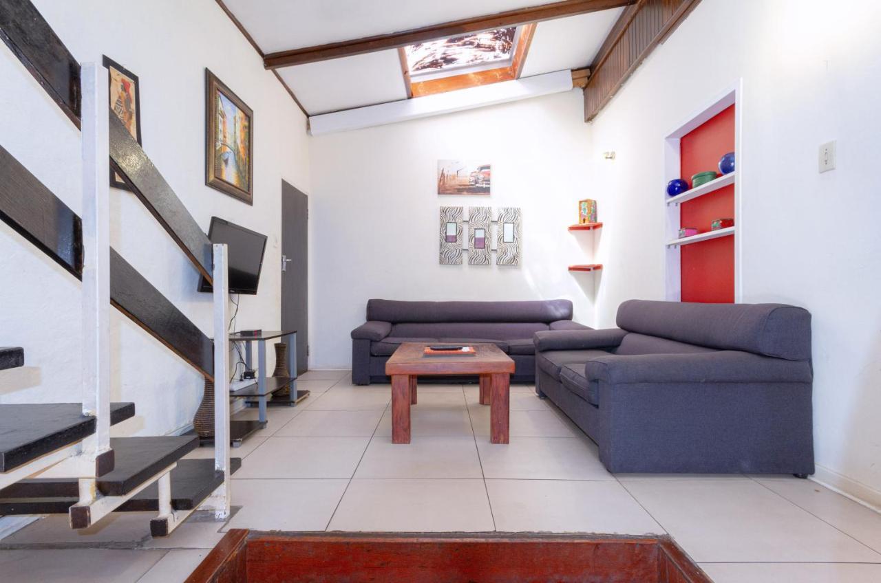 Holiday Home,943684744:JPEG